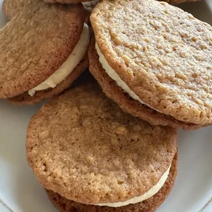 Havregrynskager med smørcreme