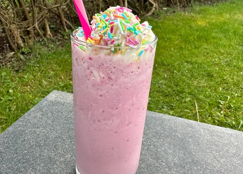 Jordbær milkshake med is